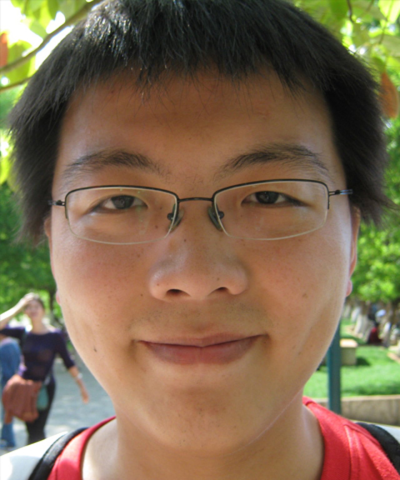 weihao ding headshot.